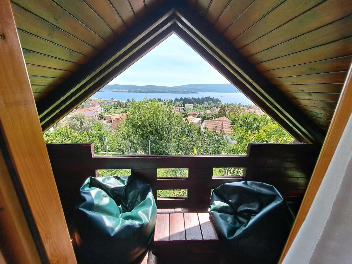 Villa Timber House à Tivat Extérieur photo
