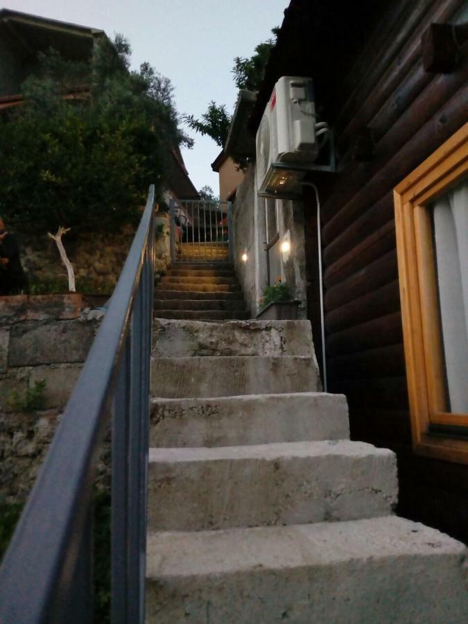 Villa Timber House à Tivat Extérieur photo